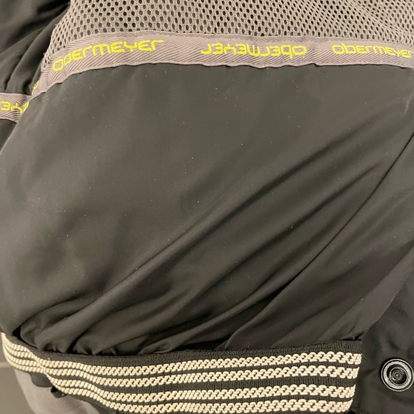 Obermeyer Snowboard Jacket - Men’s medium - Picture 4 of 13